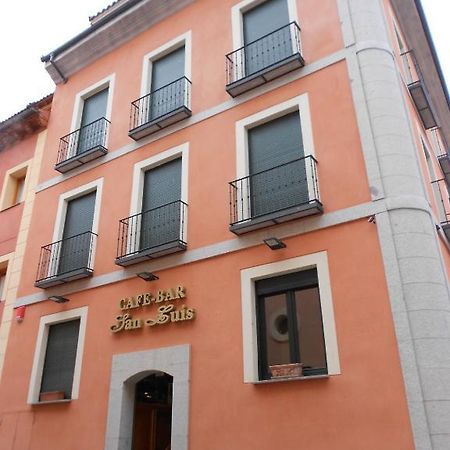 Hotel San Luis San Ildefonso Экстерьер фото